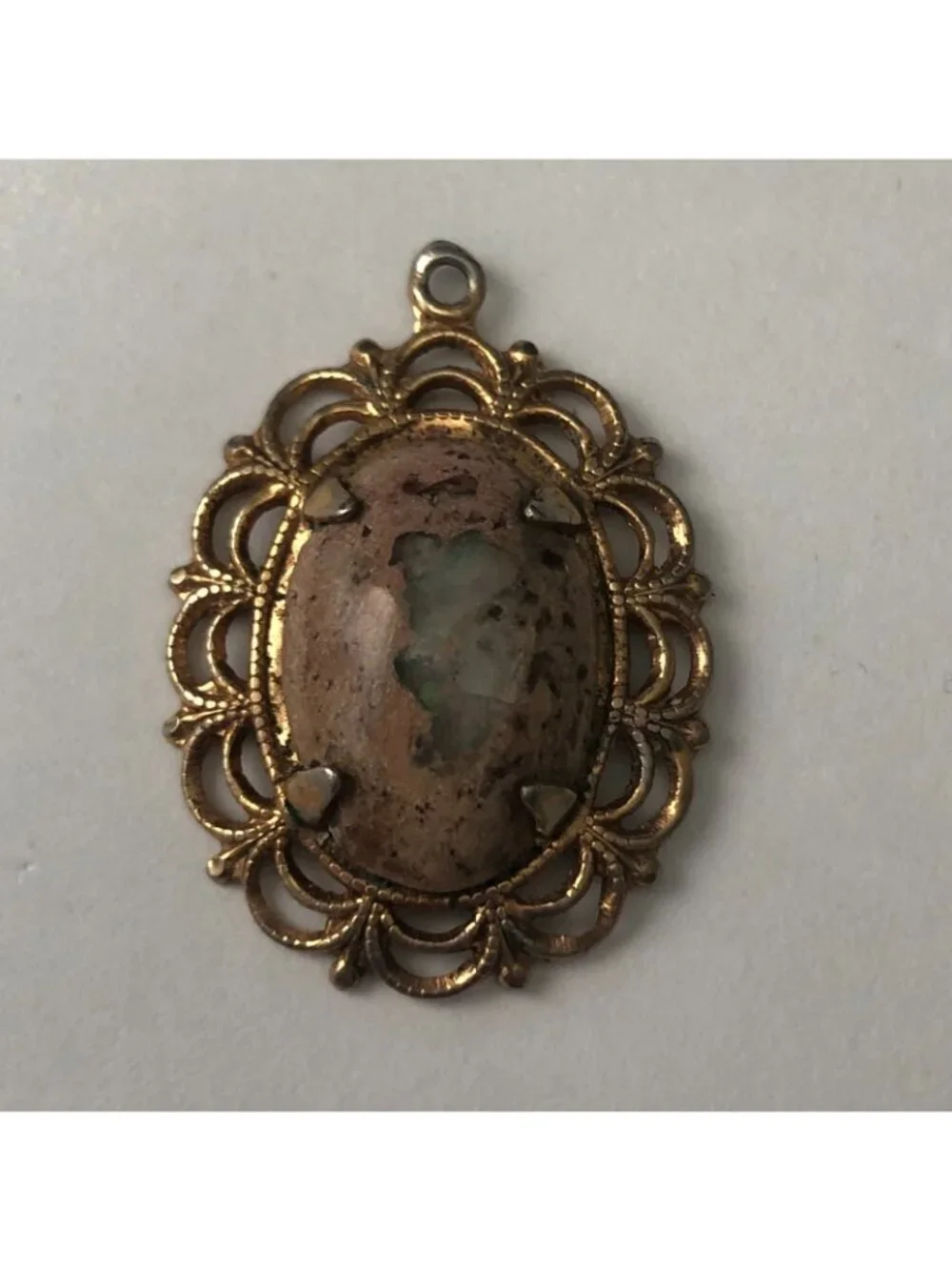 Vintage Oval Filagree Jasper Stone ? Pendant Gold Tone Gemstone Tan Green 1.25"L - Picture 2 of 4
